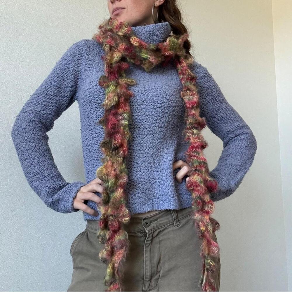 Textured ruffle scarf